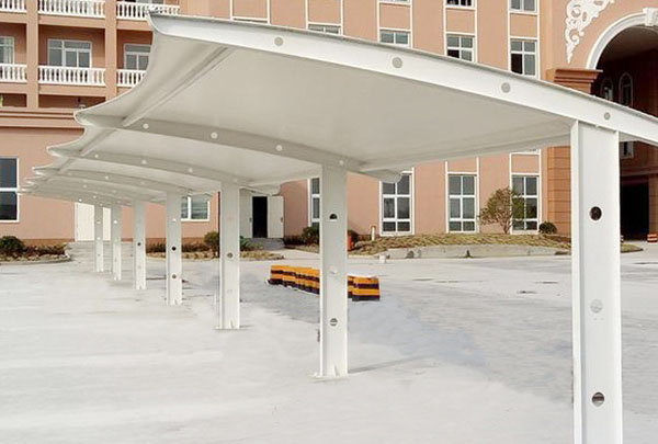 長(zhǎng)春膜結(jié)構(gòu)汽車棚一般采用哪幾種材料？