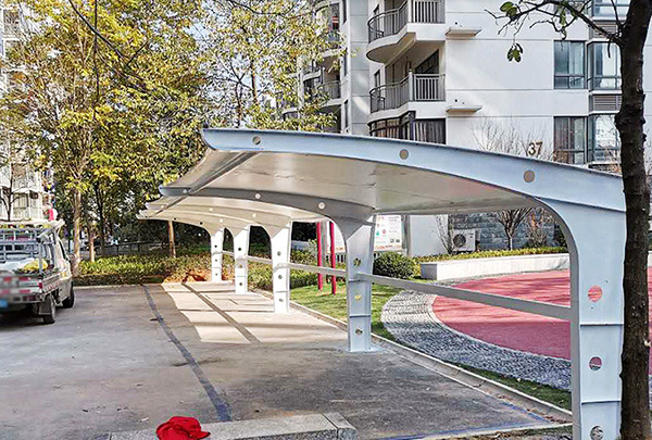 影響長春膜結(jié)構(gòu)車棚價格的因素有哪些？